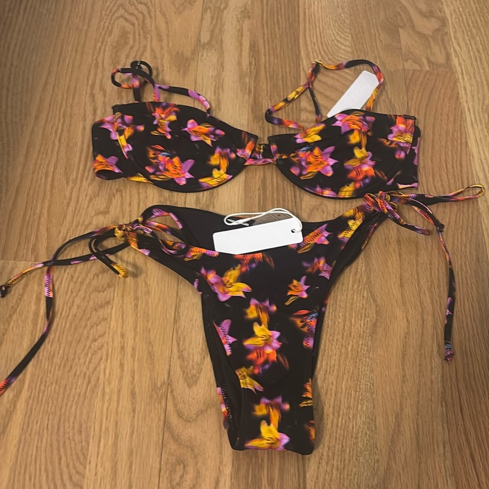 Bright Swimwear Lola Top and Melody Bottom (eclipse)